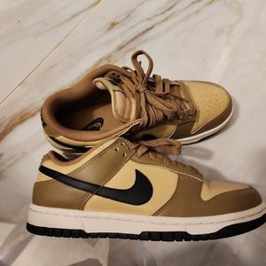 NIKE Dunk Low Women 6 5